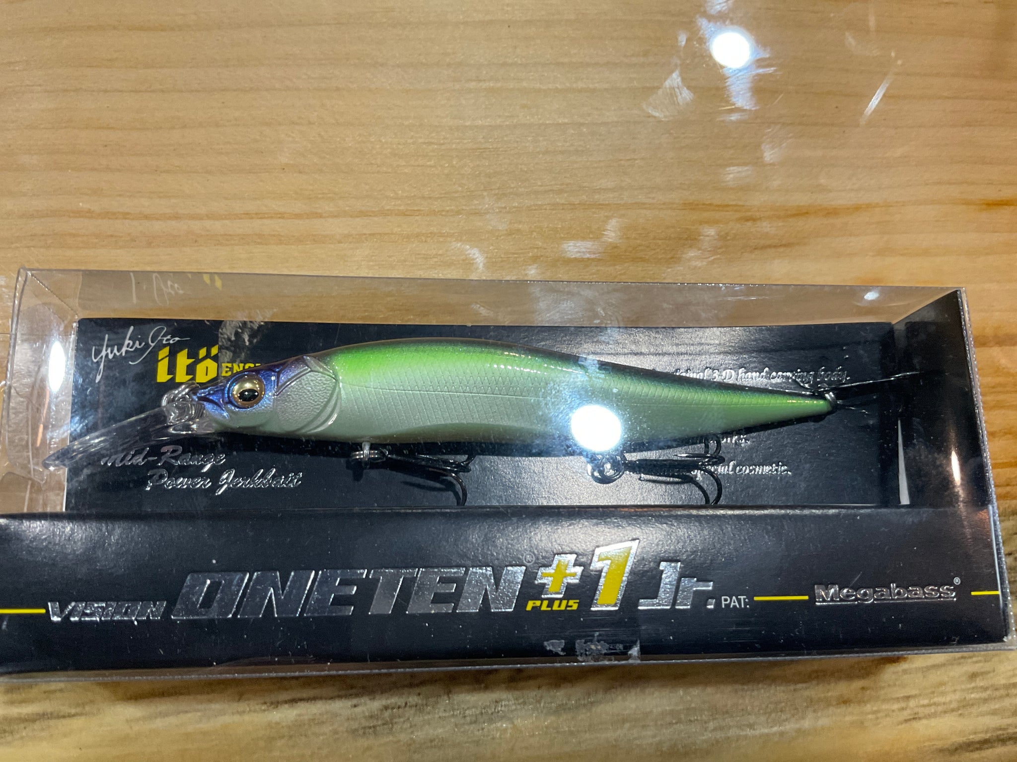 MEGA110+1JRTABLEROCK